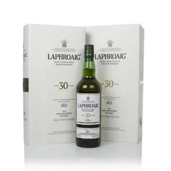 Laphroaig 30 Year Old - The Ian Hunter Story Book 1: Unique Character