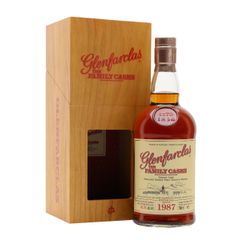 Glenfarclas 1987 / Family Casks W18 / Sherry Cask 3831